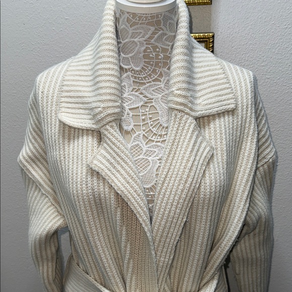 Joseph Cream Ribbed Belted Pea Coat - Picture 2 of 12